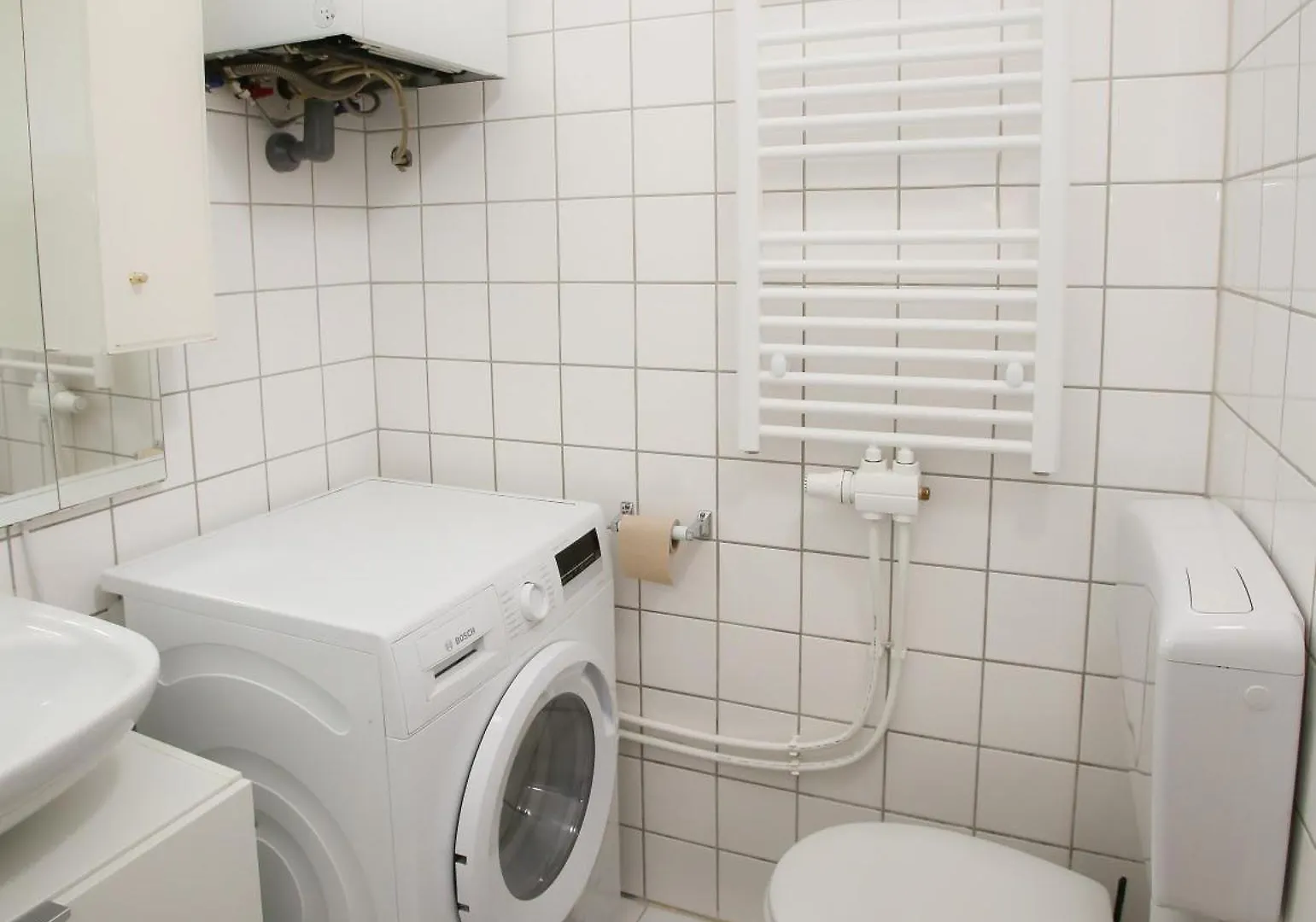 Apartament Downtown Bliss Modern Retreat With Free Parking And Fast Internet 600 Mbits Wiedeń
