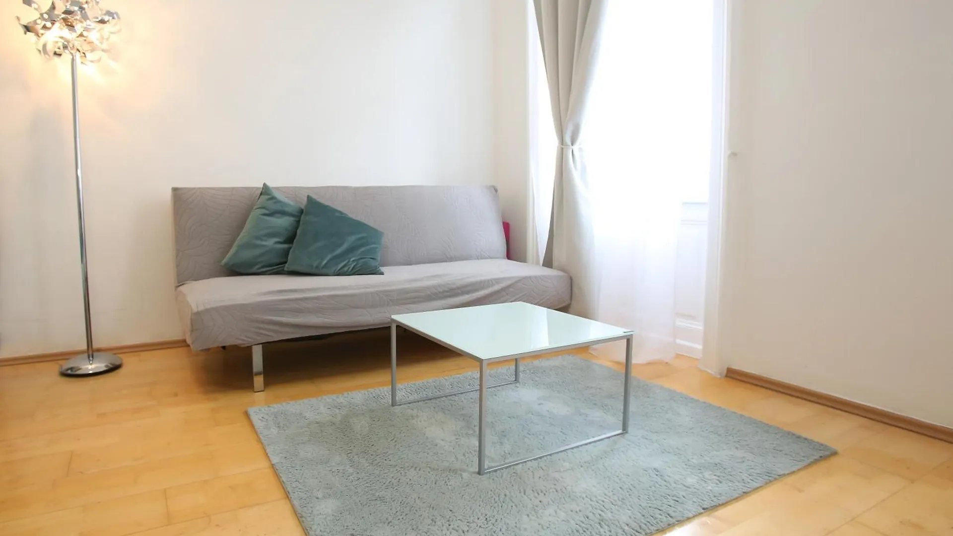 Downtown Bliss Modern Retreat With Free Parking And Fast Internet 600 Mbits Apartment Vienna Austria